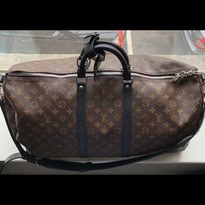 Louis Vuitton KEEPALL BANDOULIERE 55 Luggage Bag